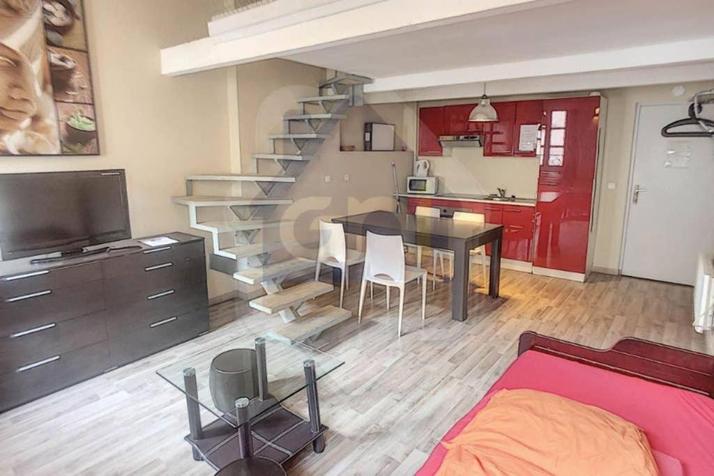 6 Couchages Au Coeur De La Ville ! Avignone Esterno foto